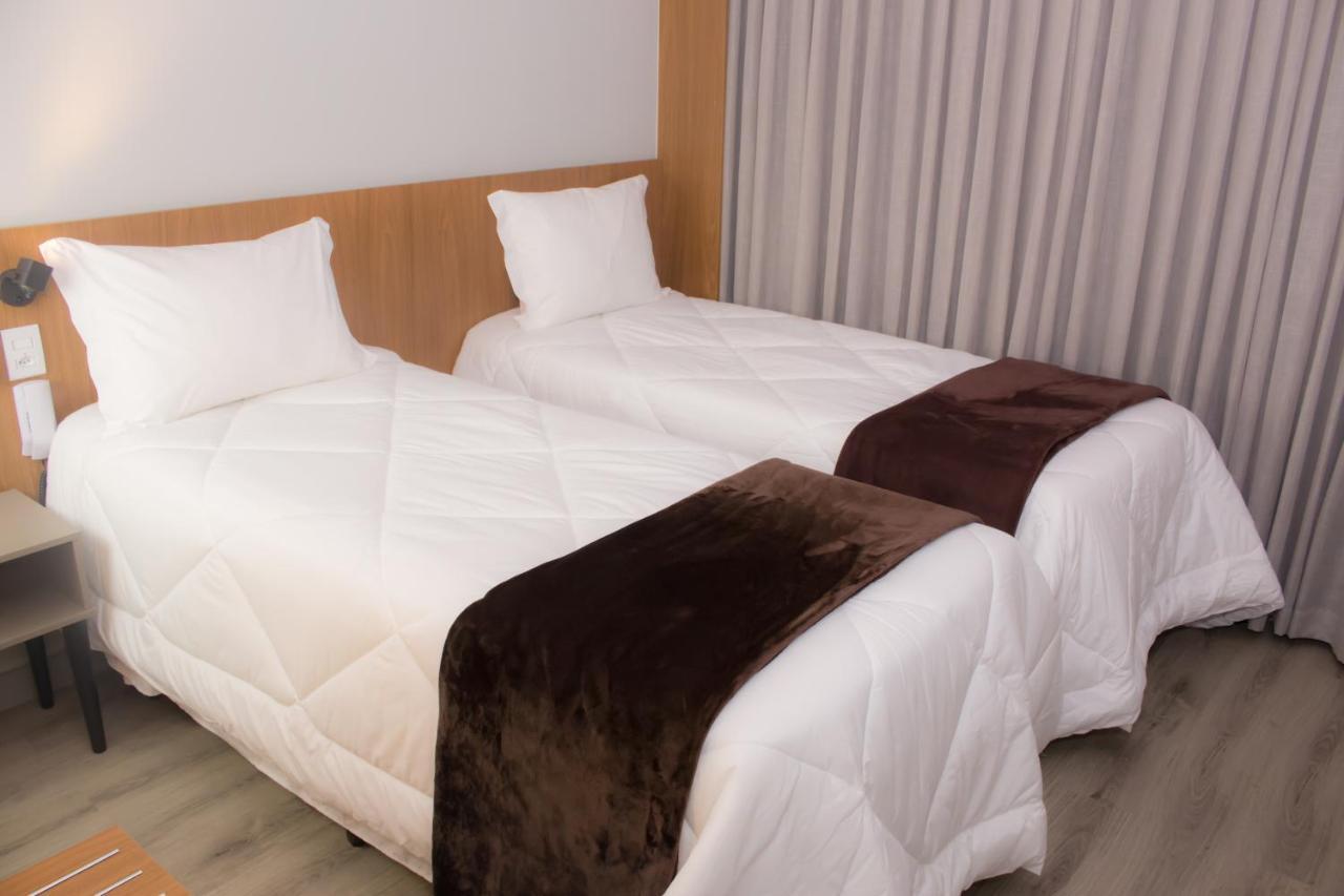 Dela Inn Andradas Bagian luar foto